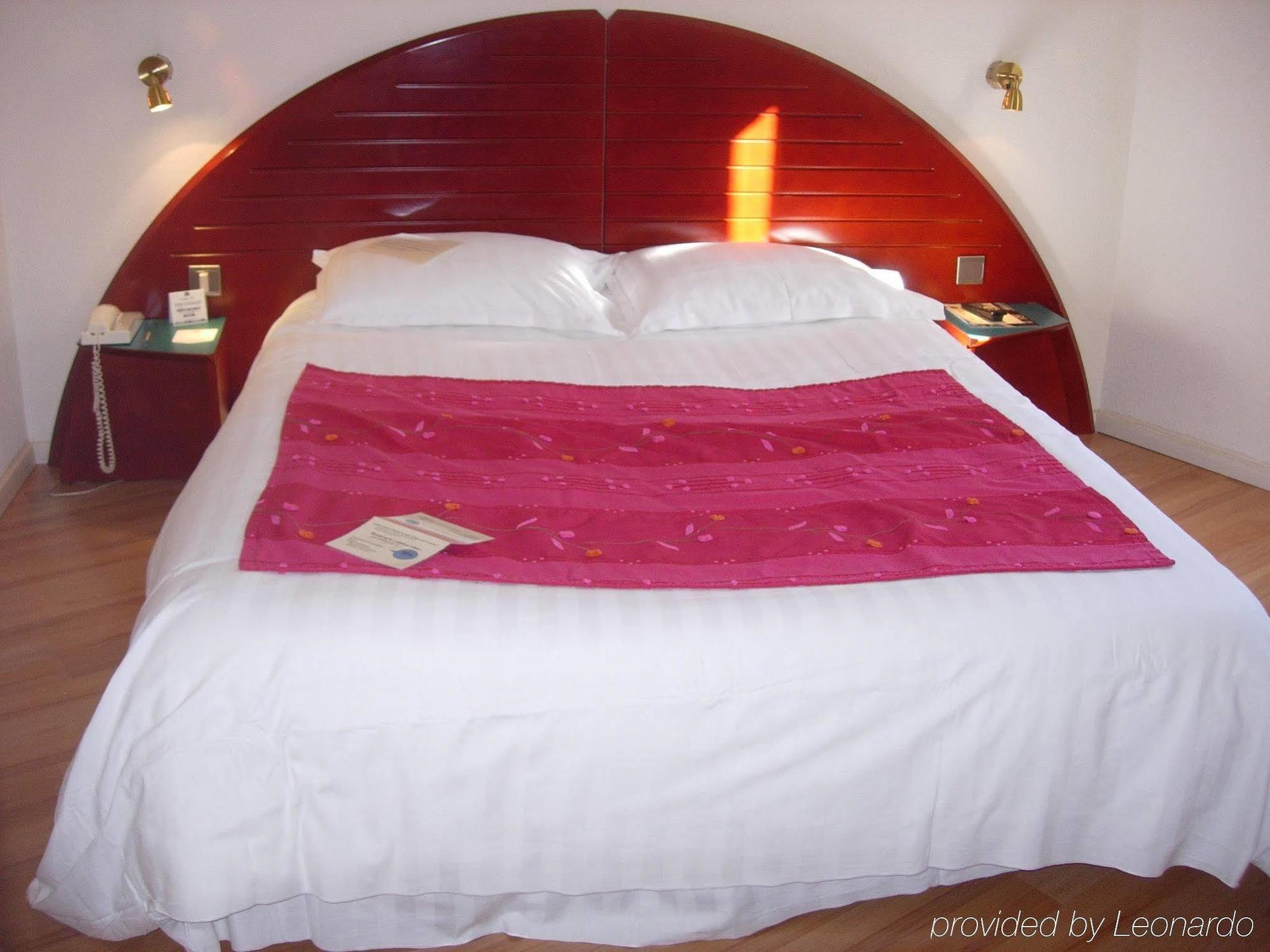 Best Western Montagne Noire Lagarrigue  Rom bilde