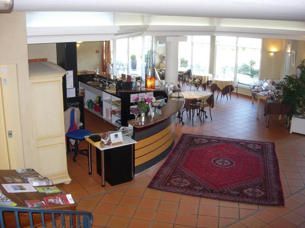 Best Western Montagne Noire Lagarrigue  Eksteriør bilde